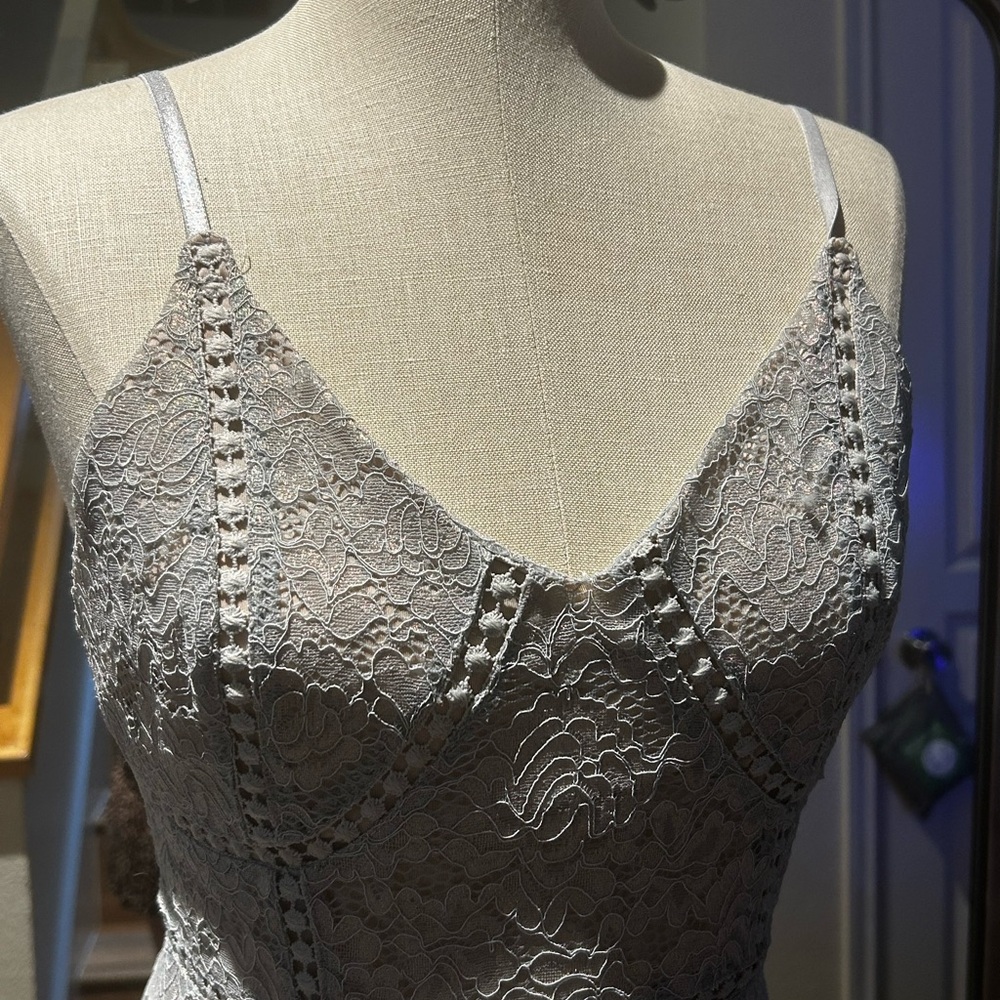 Lace Midi dress - gourgeus dress watch the video!